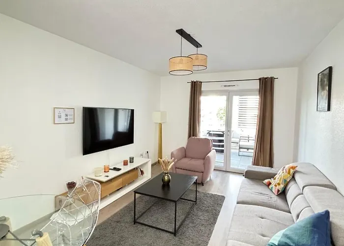 Soh Rent Strasbourg Place Des Halles