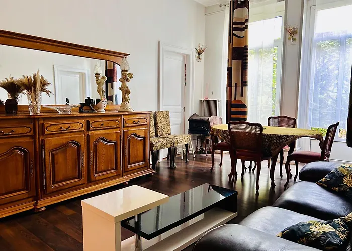 Appartement Spacieux En Centre Ville