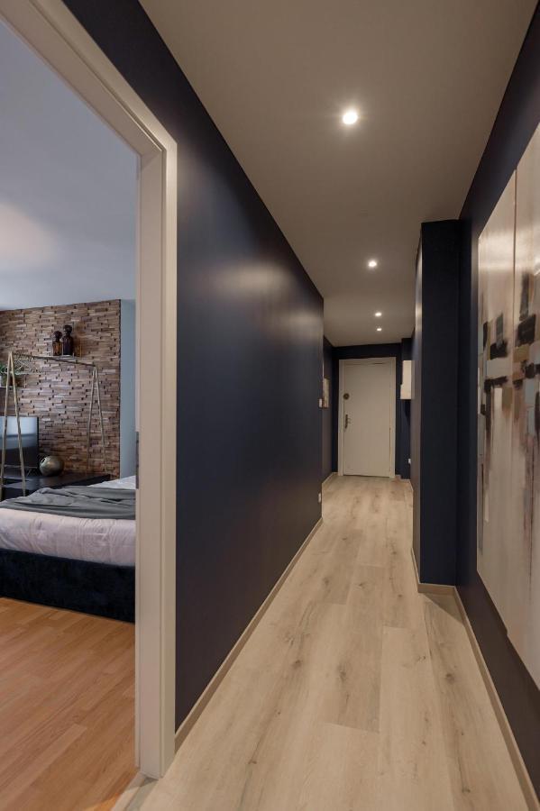 Relax And Go - Train Station Apartment