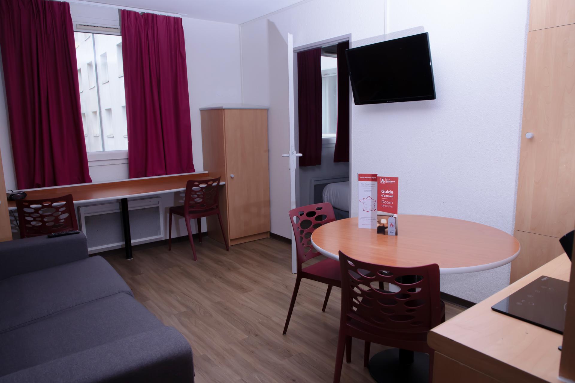 Access Aparthotel 2*