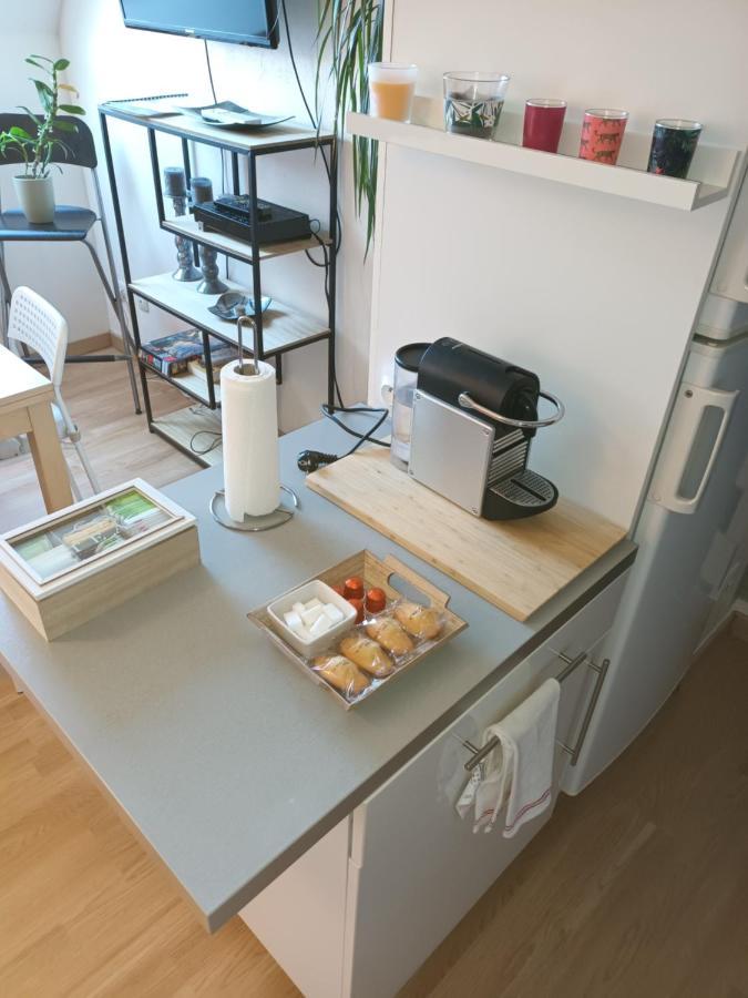 Cosy Colette,climatisé Avec Stationnement Gratuit.