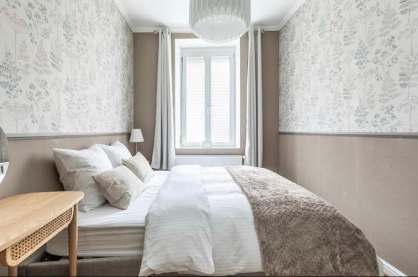 Apartment Deluxe Prive Centre Avec Parking Gratuit *