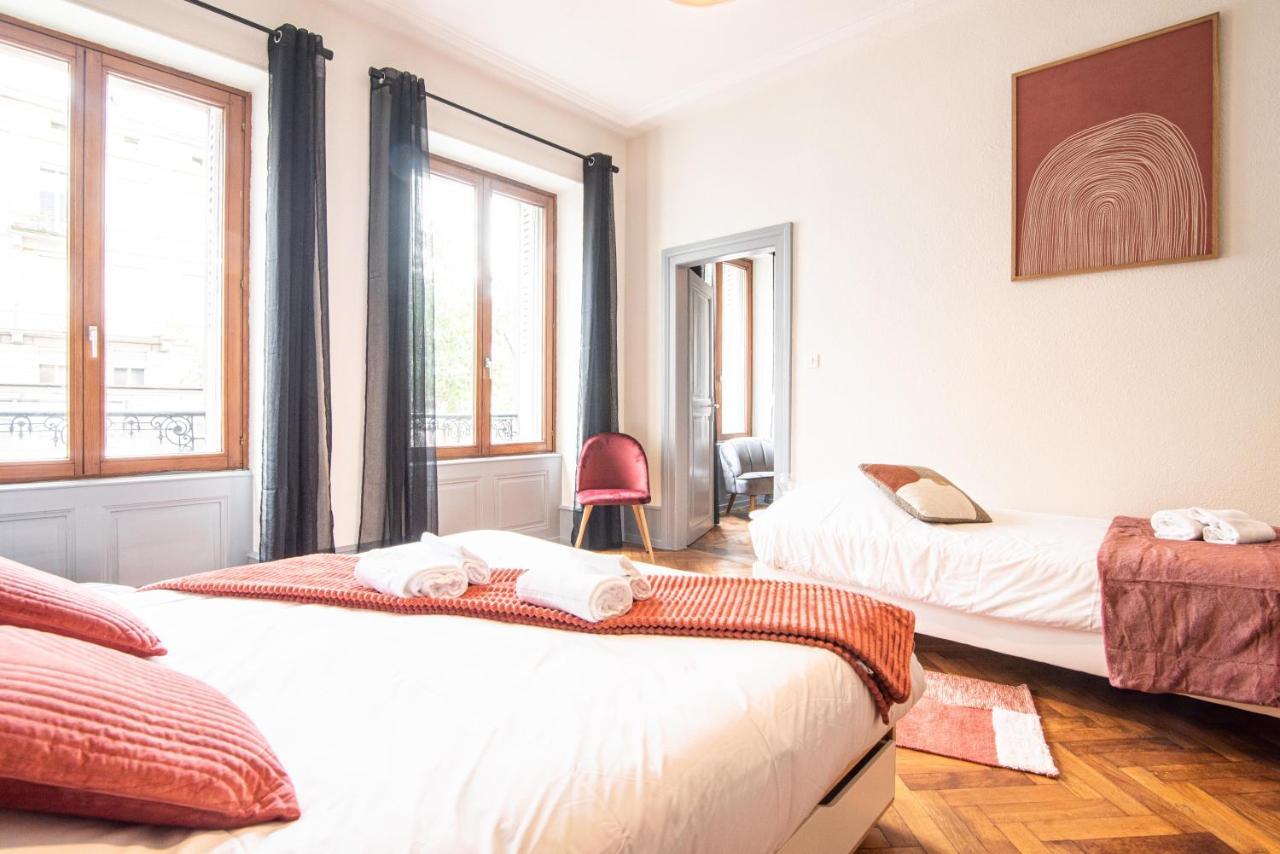 Spacieux - La Galerie - Gare Appartement *