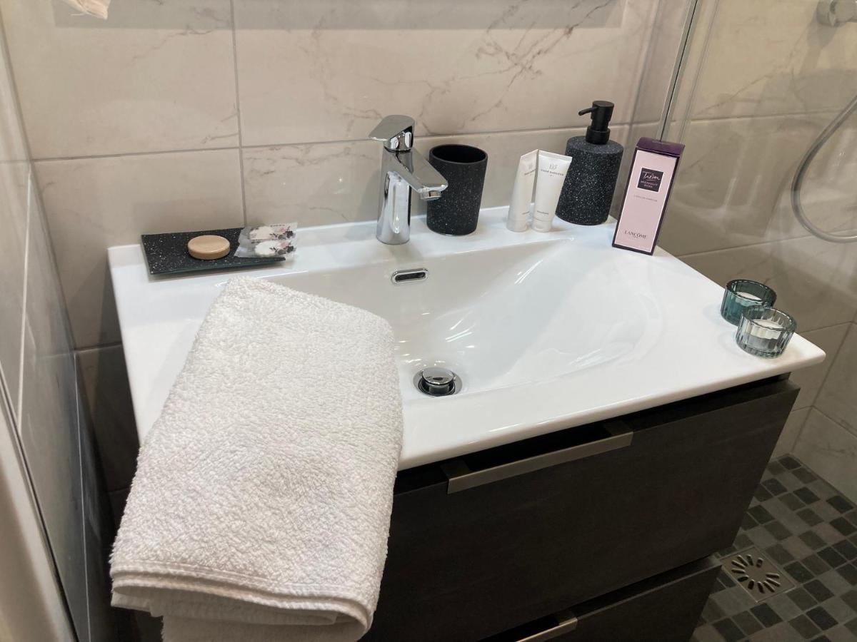 «la Source De Valaura » De L'eau A L'or Appartement