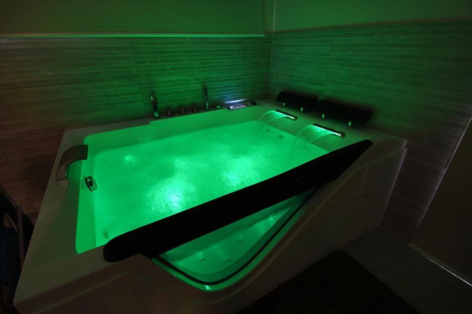 Ravissant Loft Avec Jacuzzi Pour Séjours Détente Strasbourg