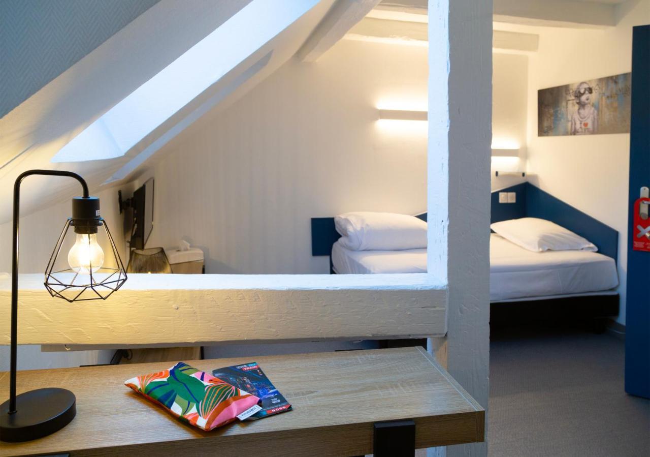 Victoria Hotel 3*