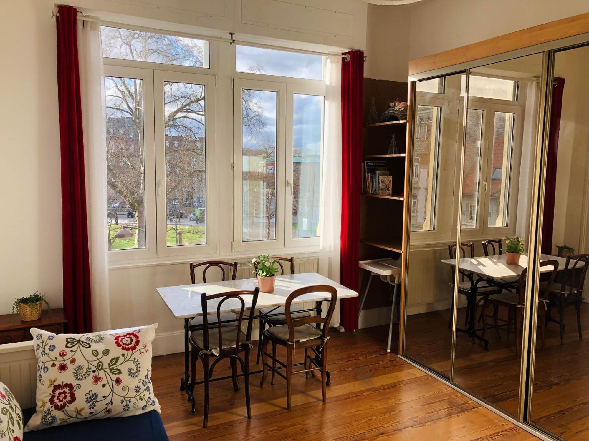 4 Etoiles Magnifique Neustadt - Spacieux, & Elegant Avec Balcon Et Belle Vue * Straßburg