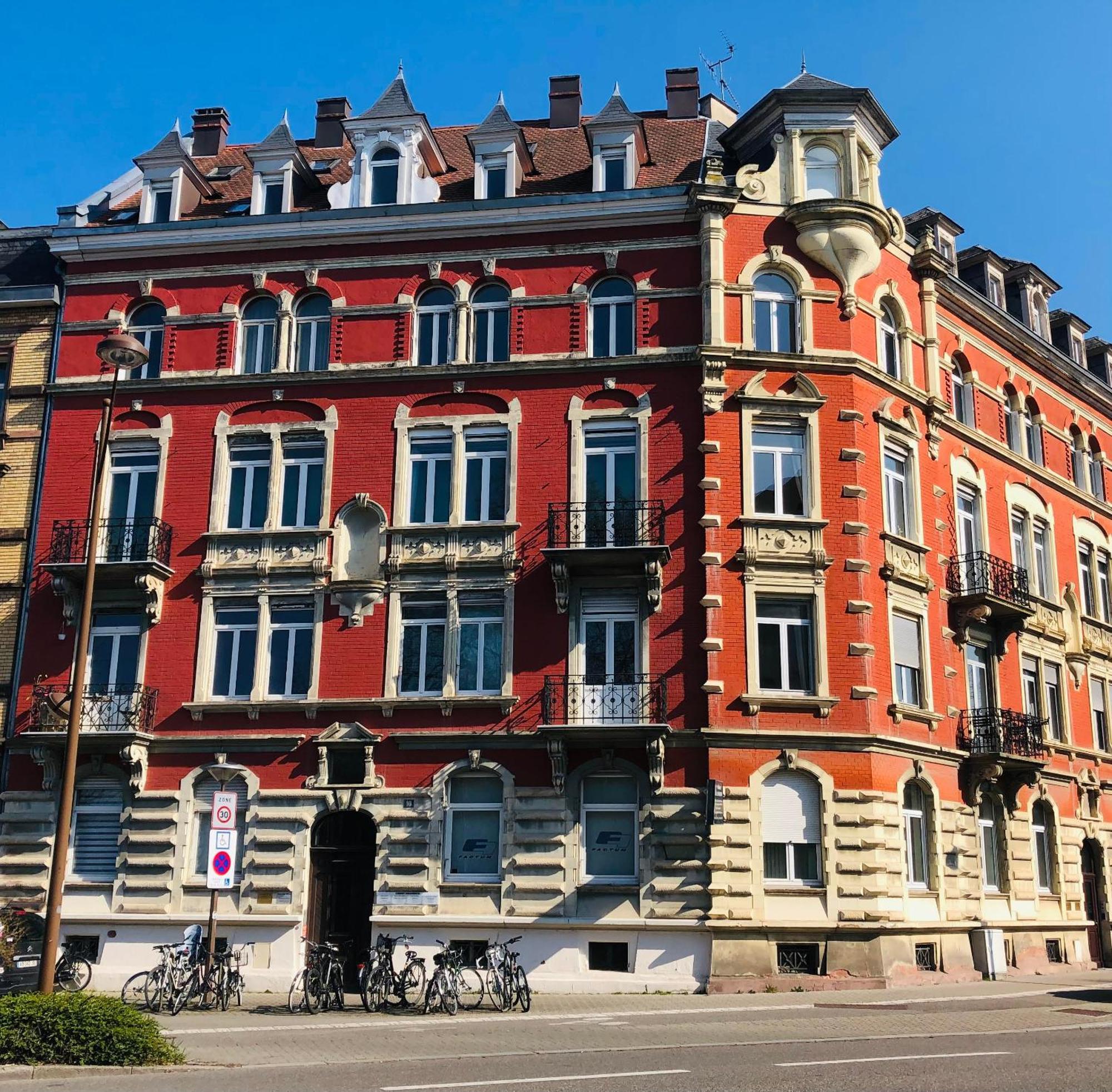 4 Etoiles Magnifique Neustadt - Spacieux, & Elegant Avec Balcon Et Belle Vue *