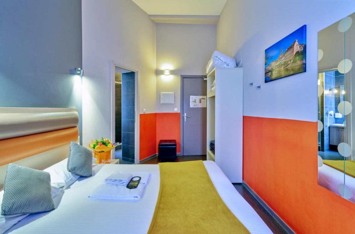 Hotel Adonis Straatsburg