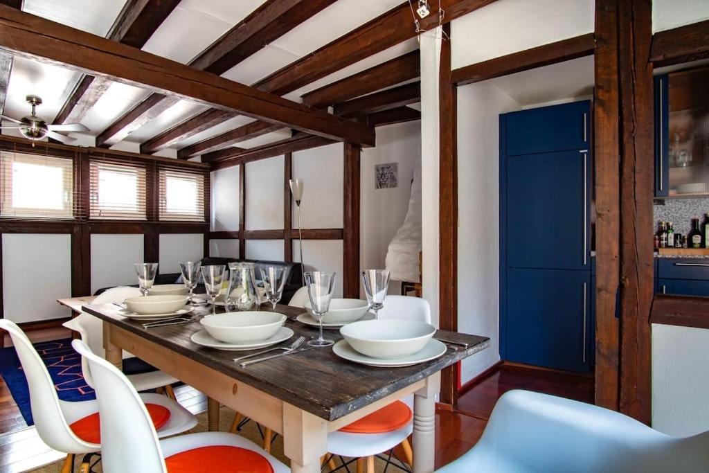 L'or - Typical Alsacian In Apartment Straßburg