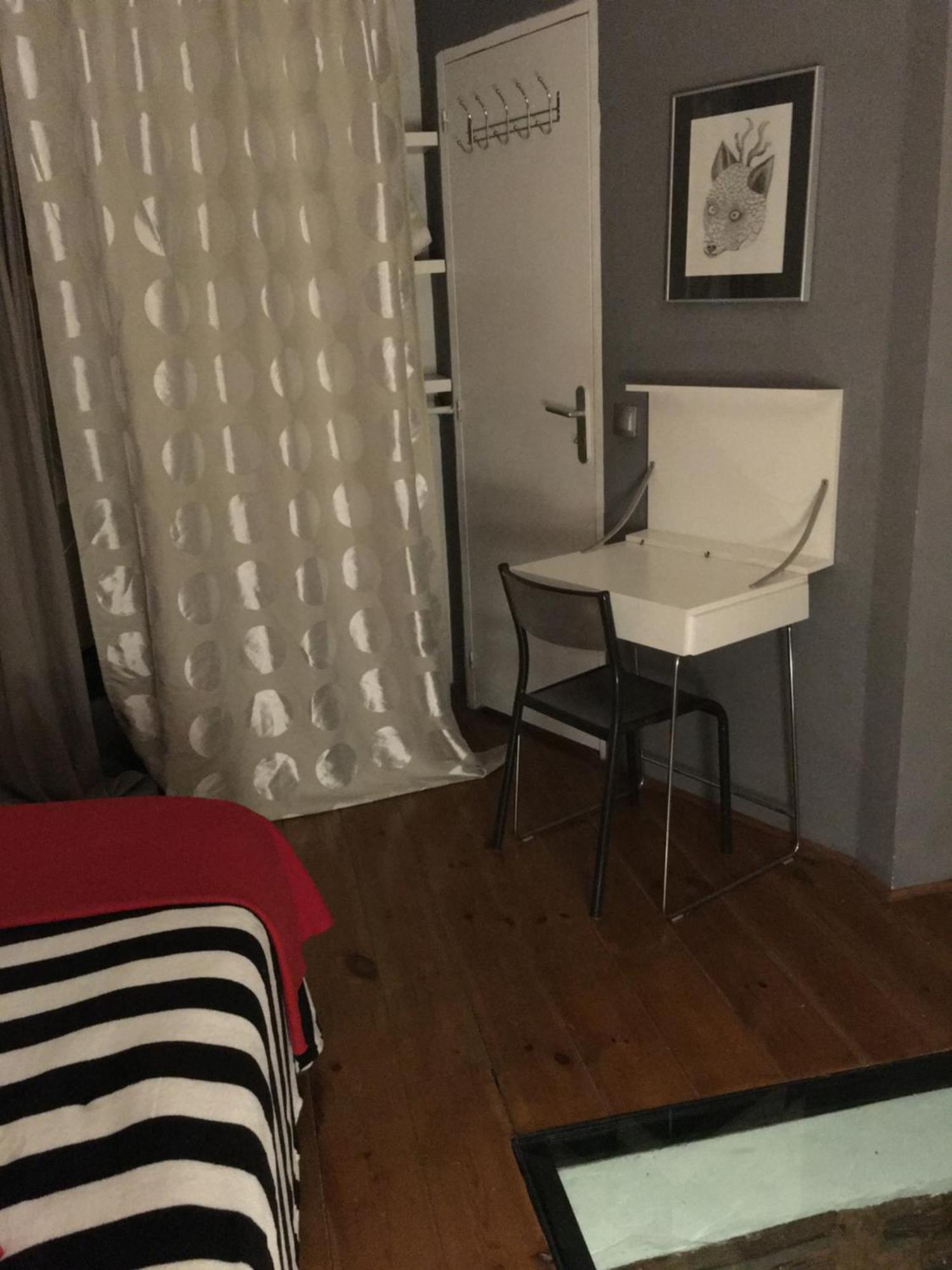 Triplex Avec Terrasse, Aux Pieds De La Cathedrale, 5 Personnes Appartement