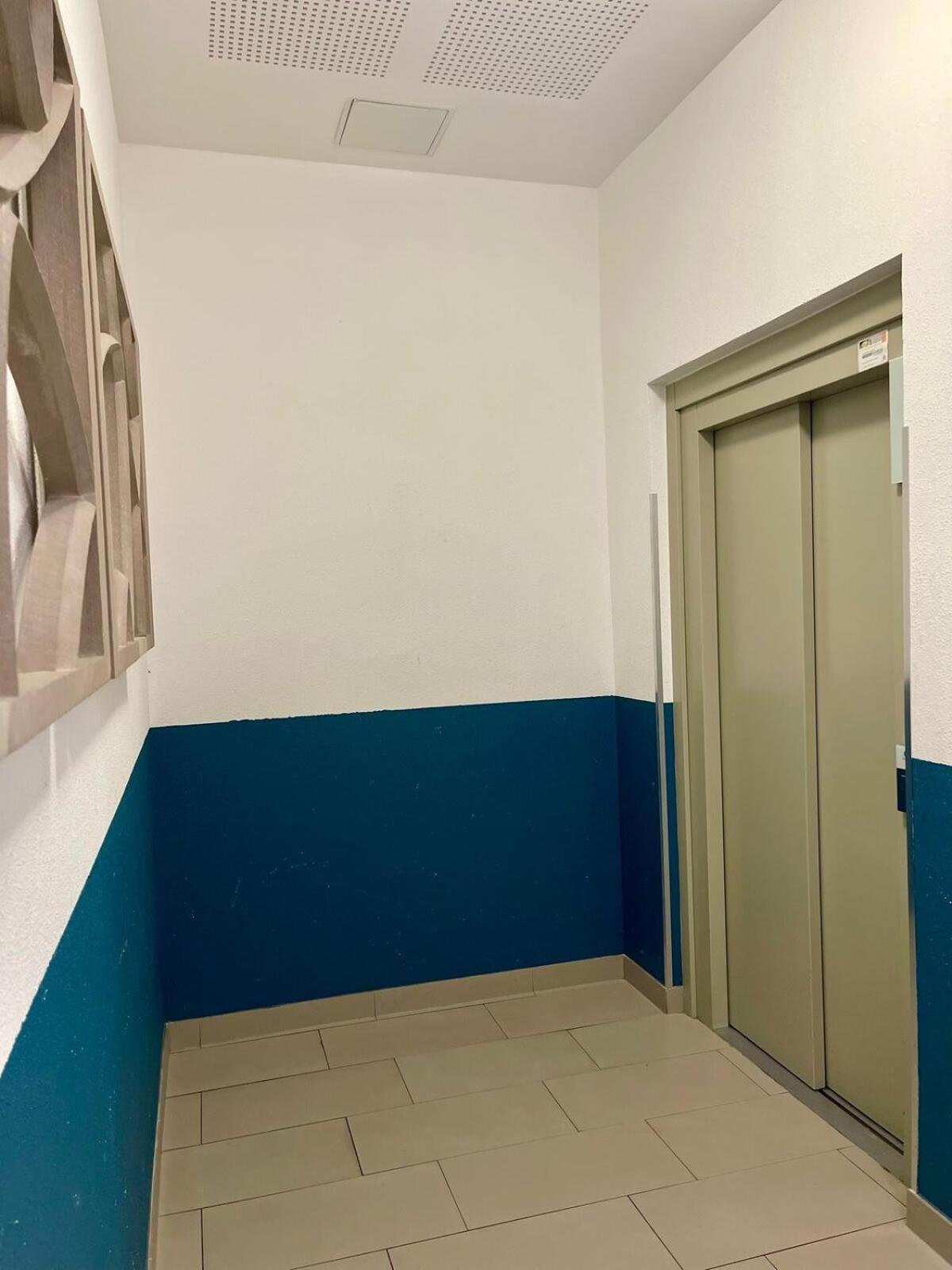 Cosy-rent De Standingparking Neudorf Apartment