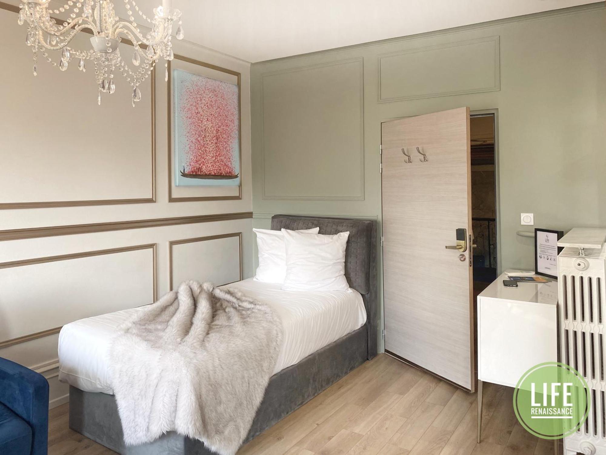 Life Renaissance - New Concept - Place Kléber * Strasbourg