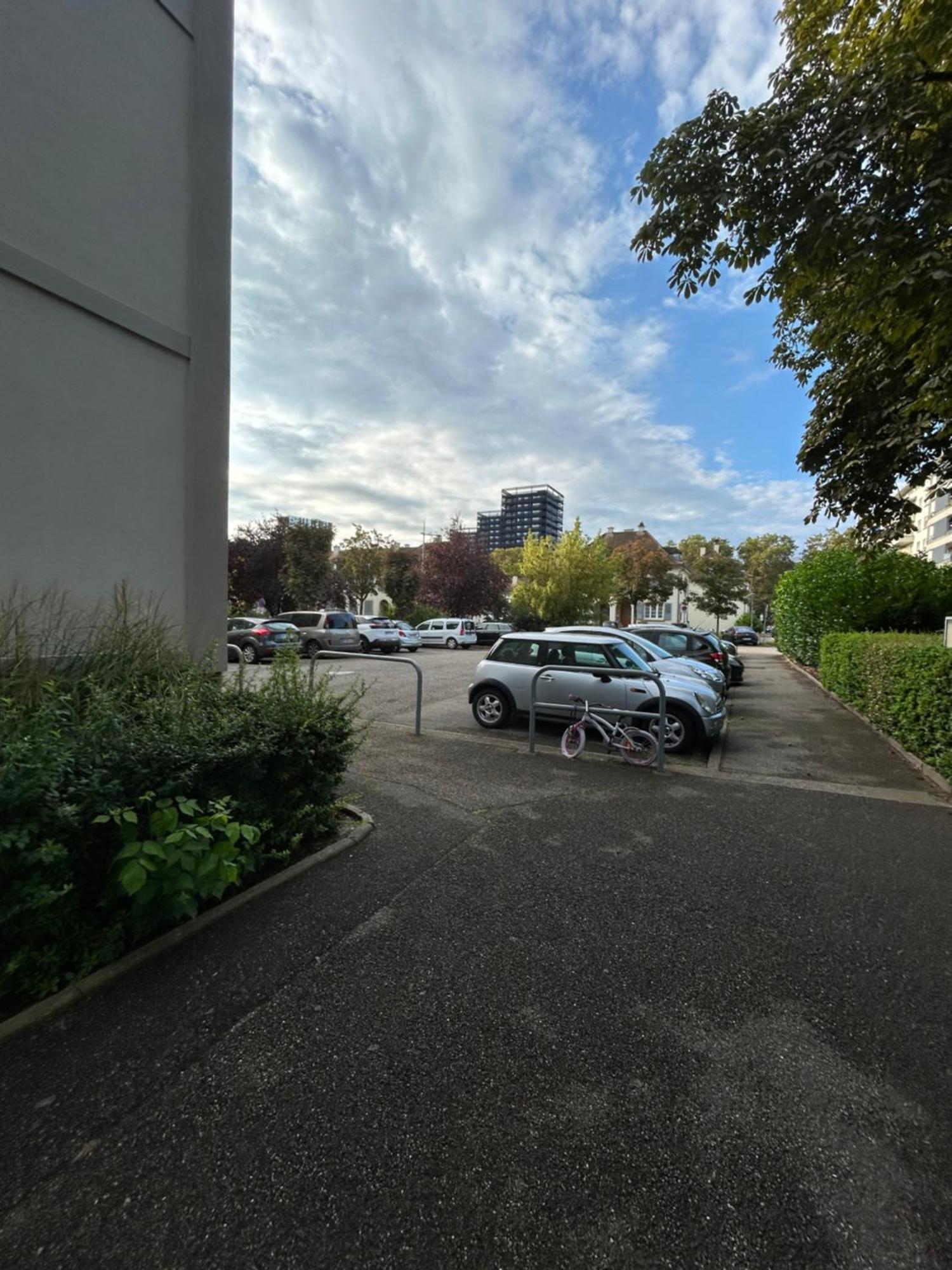 Apartment With Parking