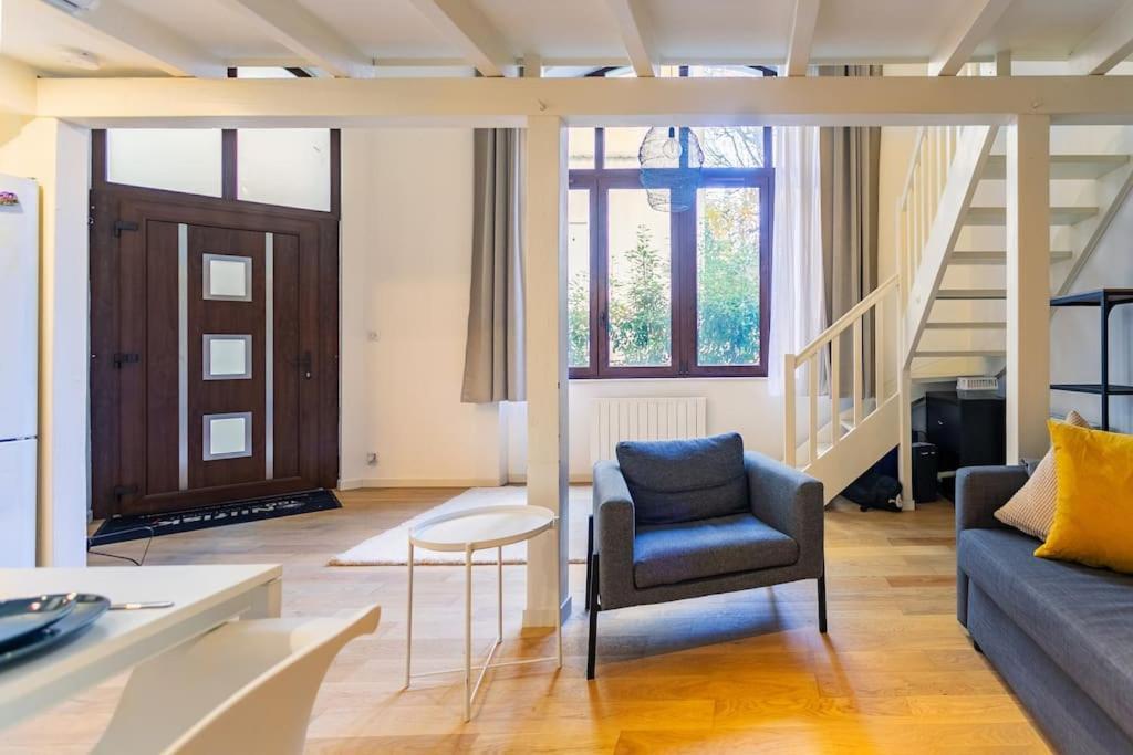 Appartement Duplex Spacieux Au Calme
