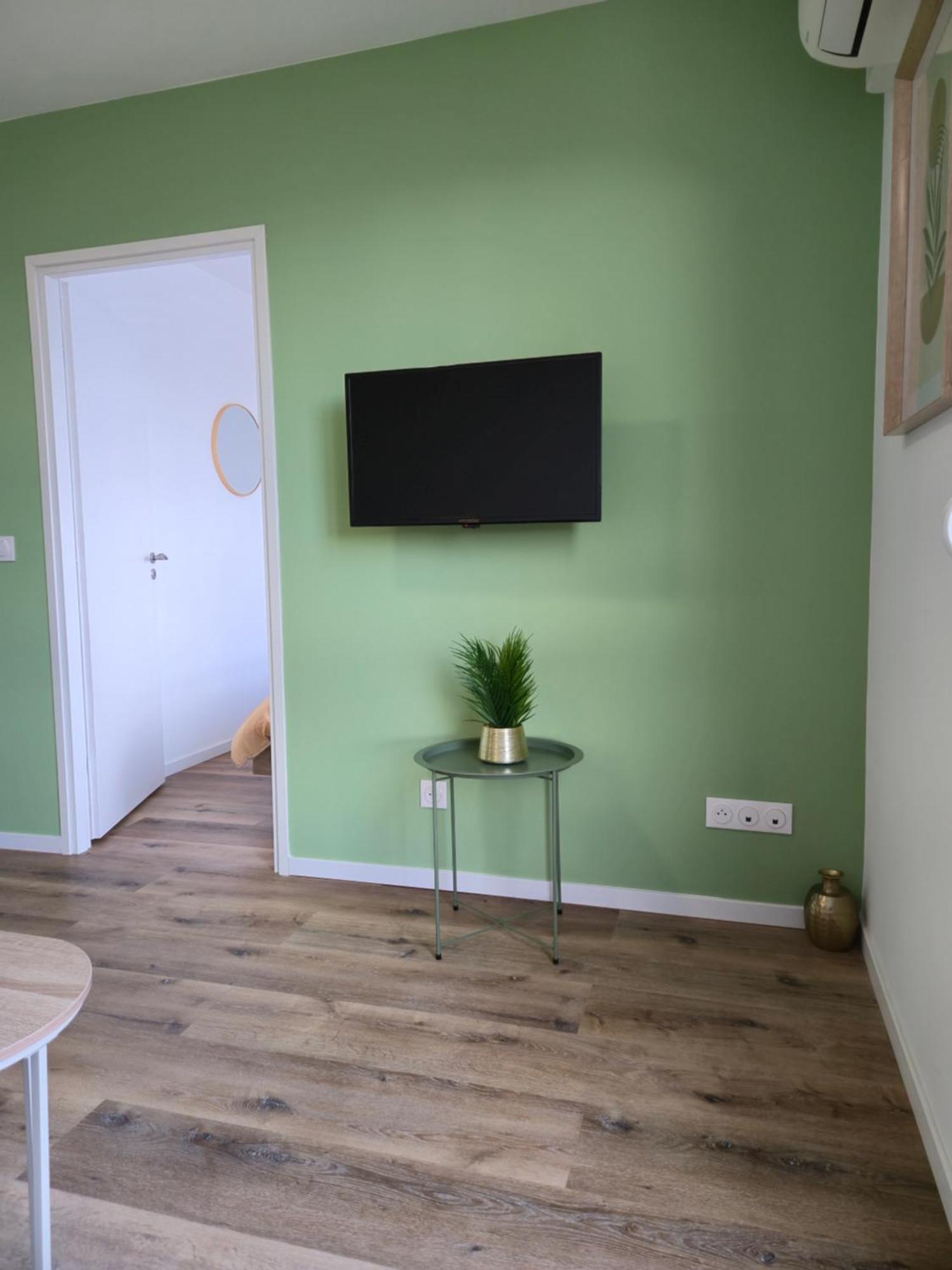 Appartement 303 - Refait A Neuf *
