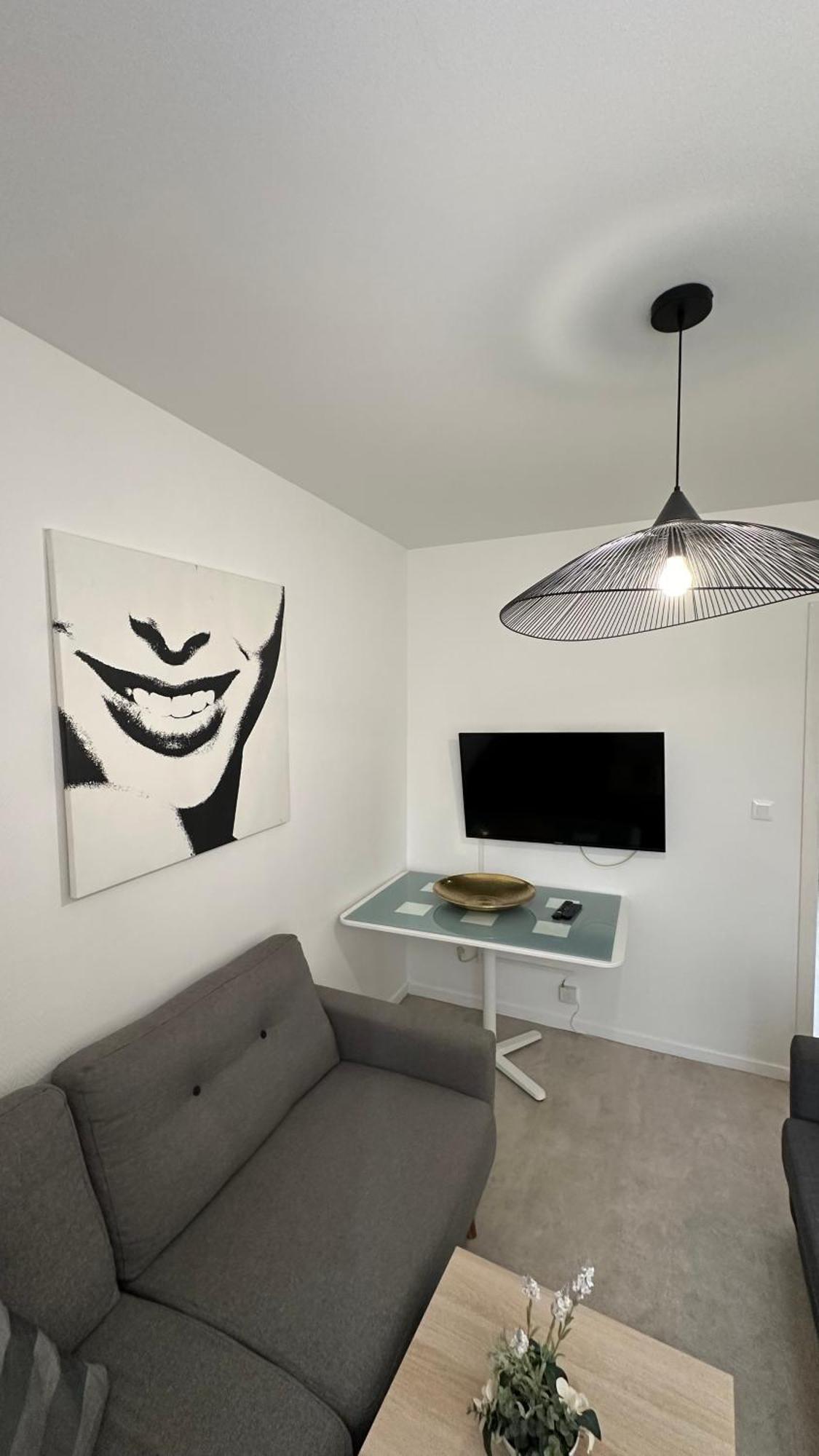 Appartement Neuf, Centre-ville, 400m De Rivetoile 6 Voyageurs *