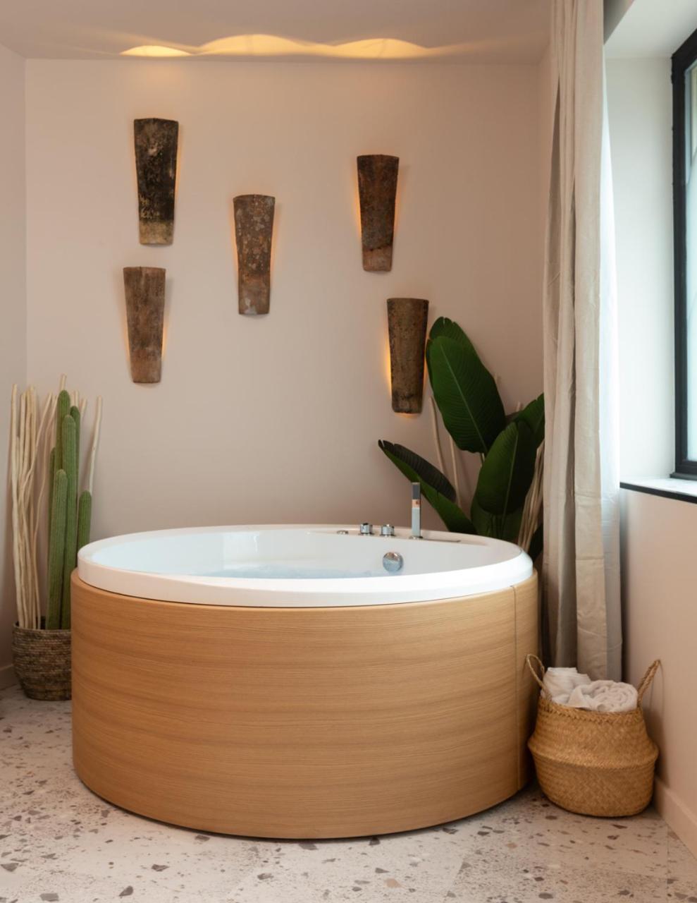 Appartement Romantique Ibiza, Jacuzzi,