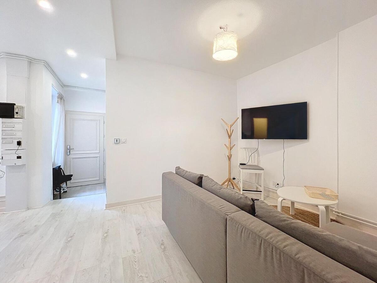 Apartment Spacious 2 Bedroom Petite France *