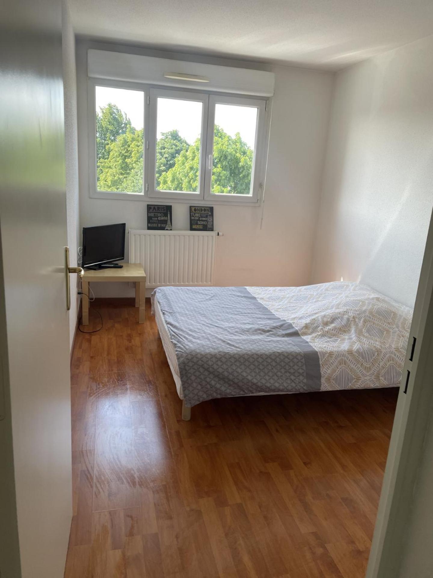 T3- 2 Zenith Tramway Apartment
