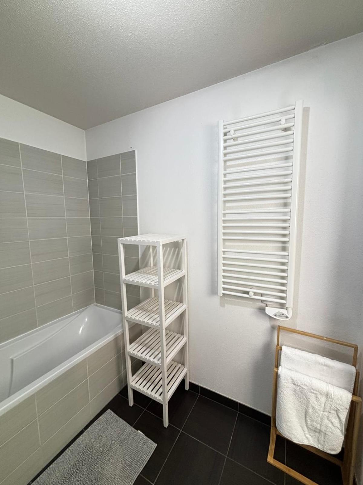 Soh Rent Place Des Halles