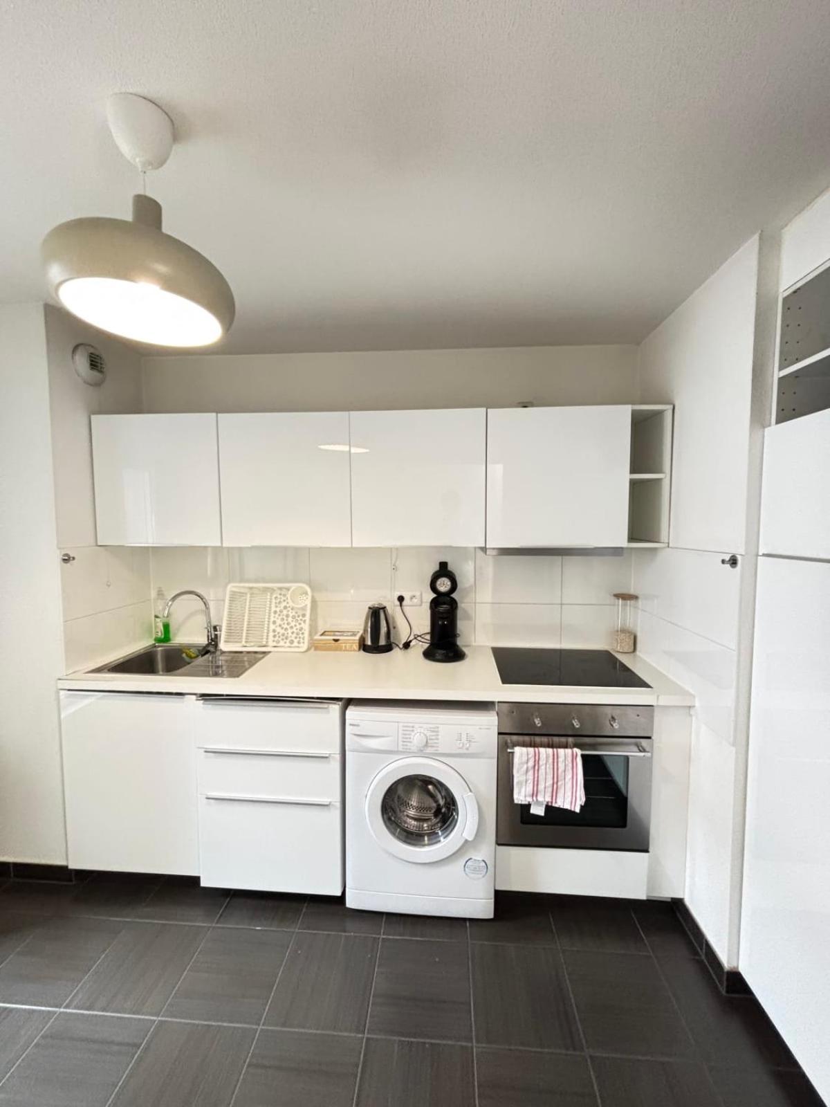Soh Rent Place Des Halles * Straßburg