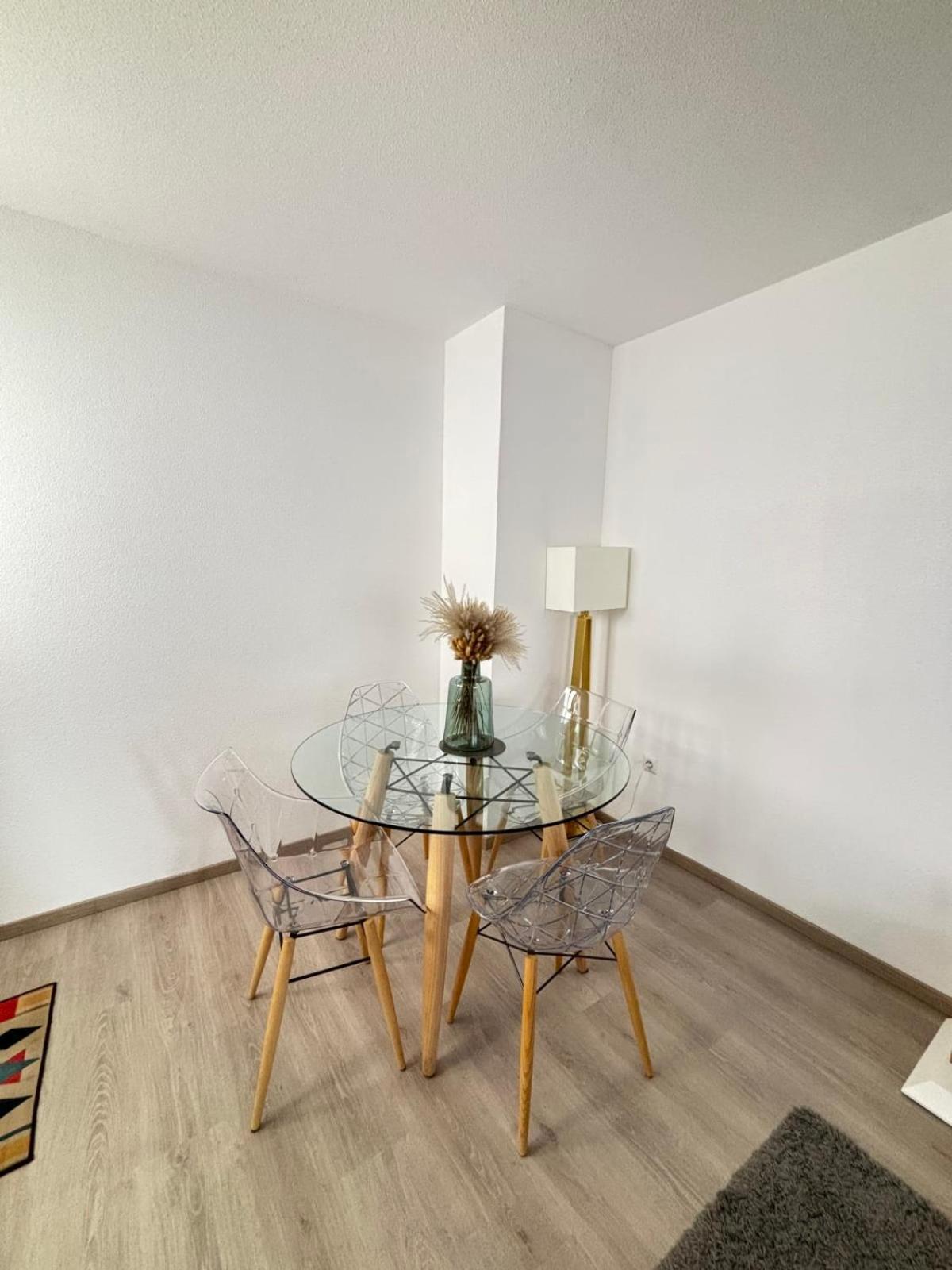 Soh Rent Place Des Halles * Straßburg