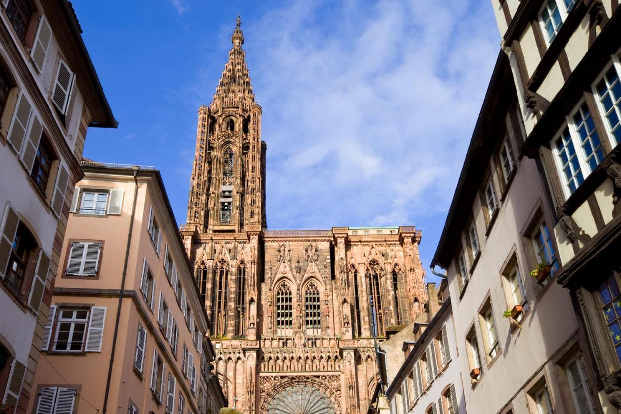 - Skyplace Apartment Strasbourg