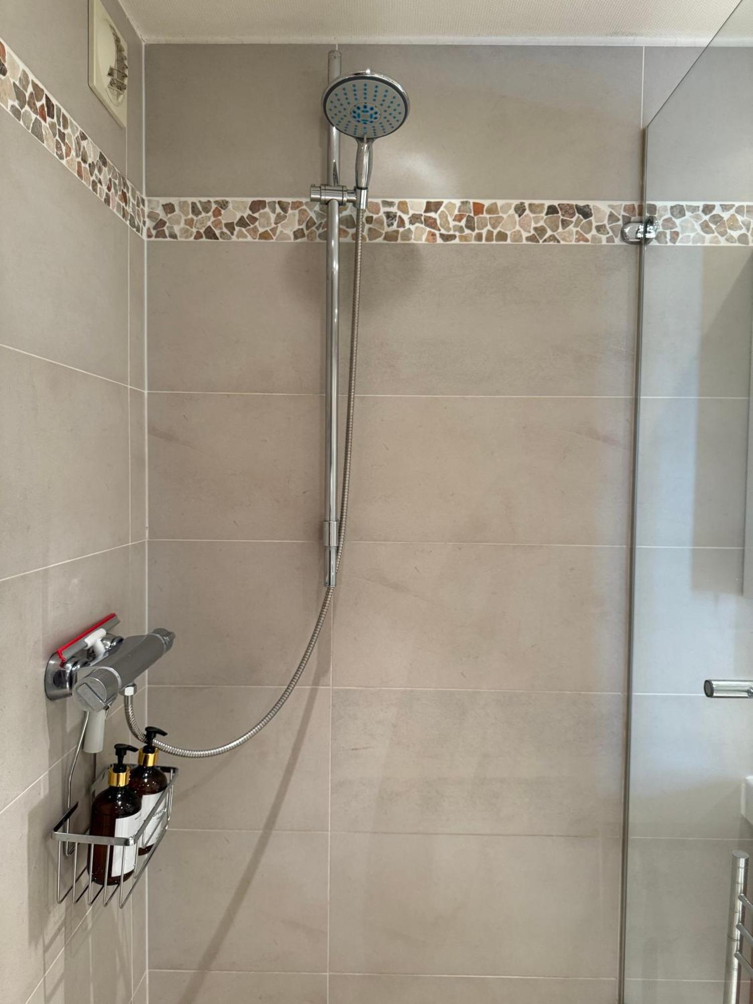 Iii 135m2 Esplanade Apartment *