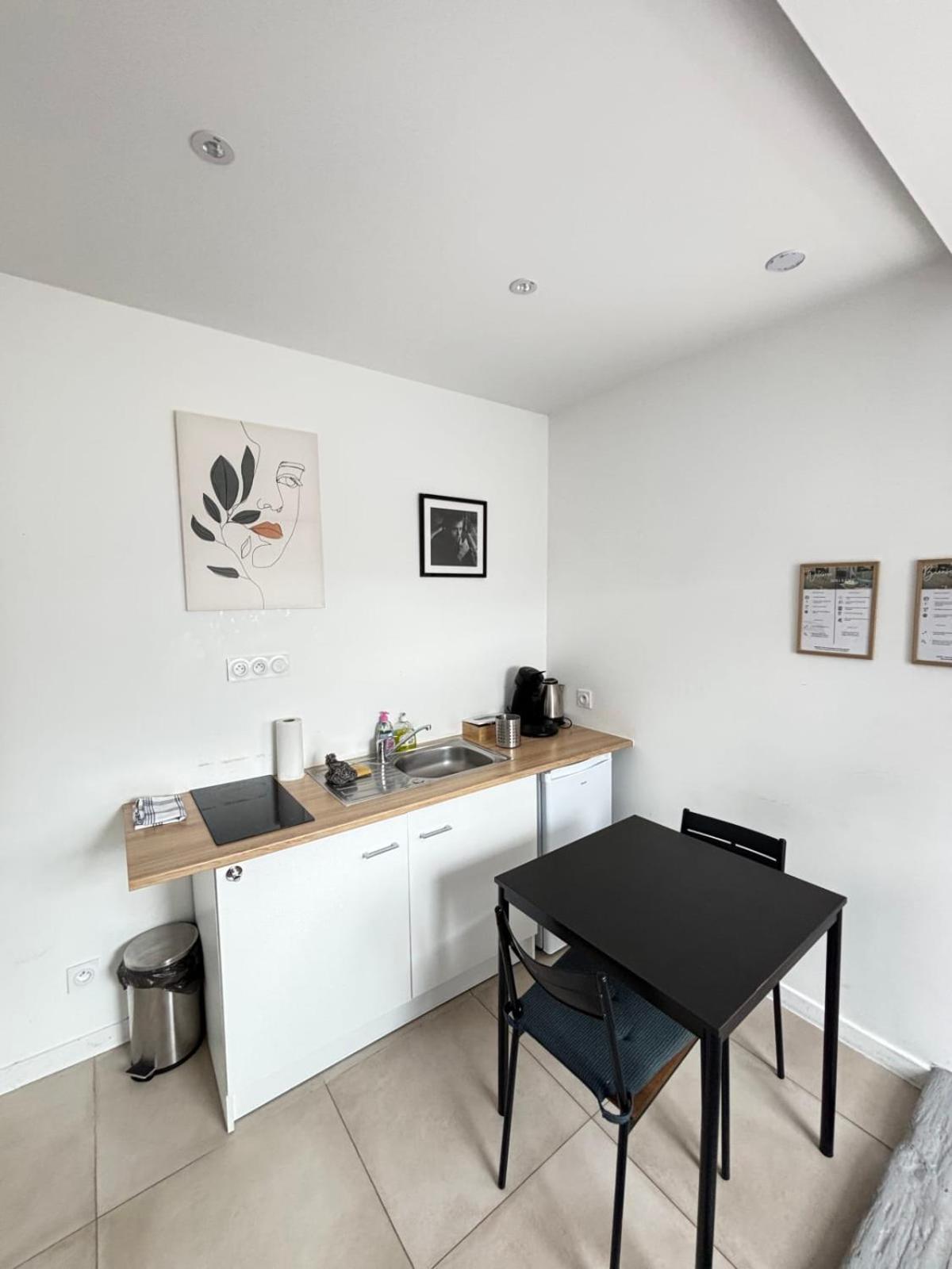 Bed & Breakfast Soh Rent 4 Tv-wifi Proche Gare