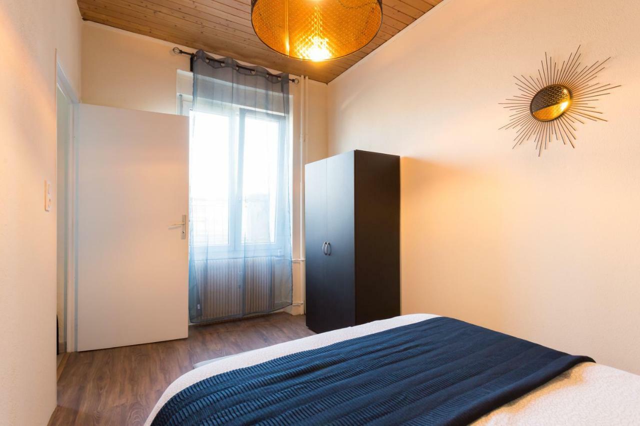 Appartement ★ Charmant F2 ★ Gare - Centre ★ Terrasse ★ *