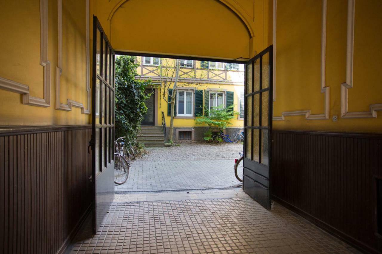 ★ Charmant F2 ★ Gare - Centre ★ Terrasse ★ * Straatsburg