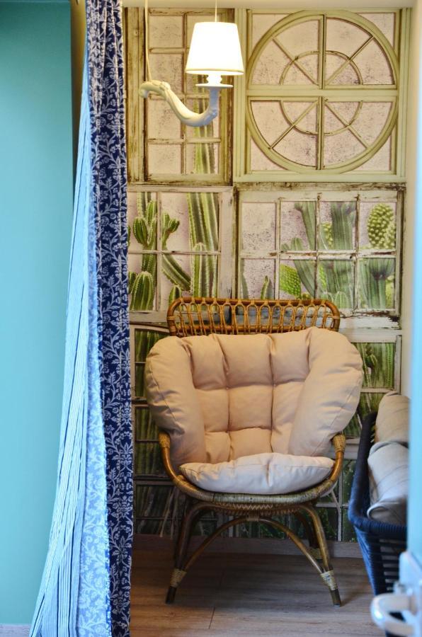 Embassy Corner Apartment *