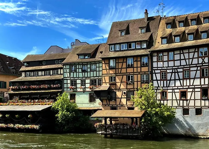 Appartement Lumineux Classe Au Coeur De Strasbourg