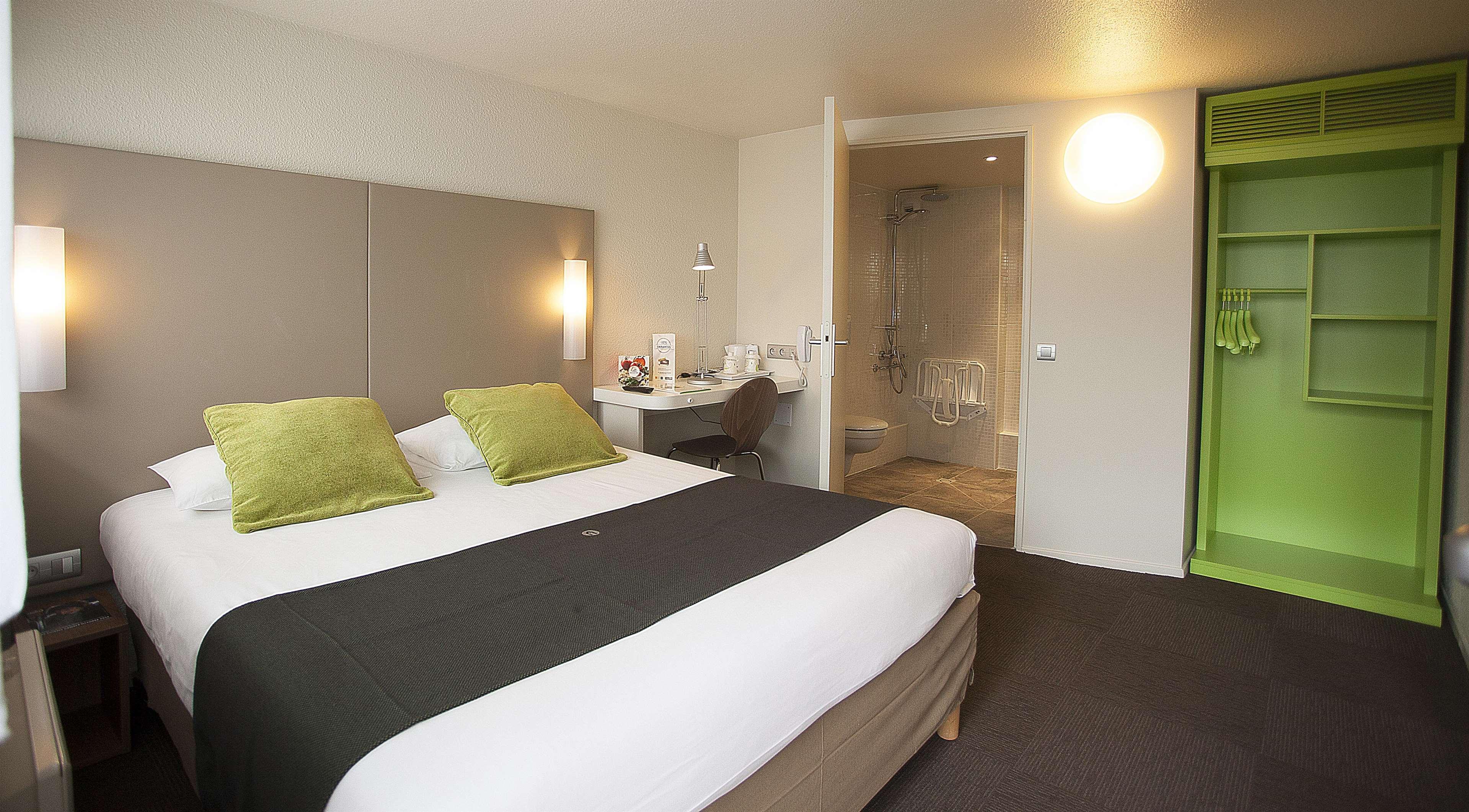Campanile Aéroport Lingolsheim Hotel 3*