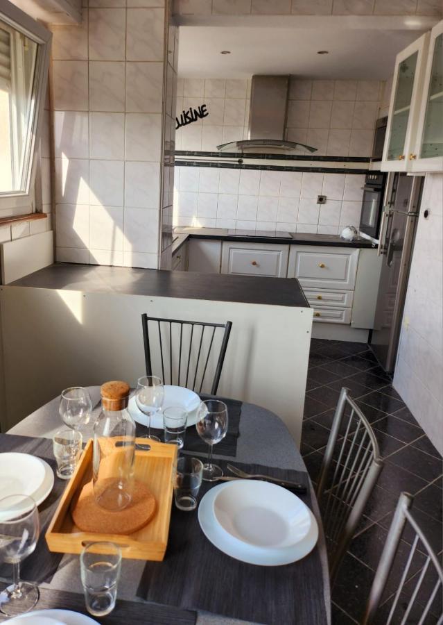 Apartment T3 Lumineux Avec Parking Prive