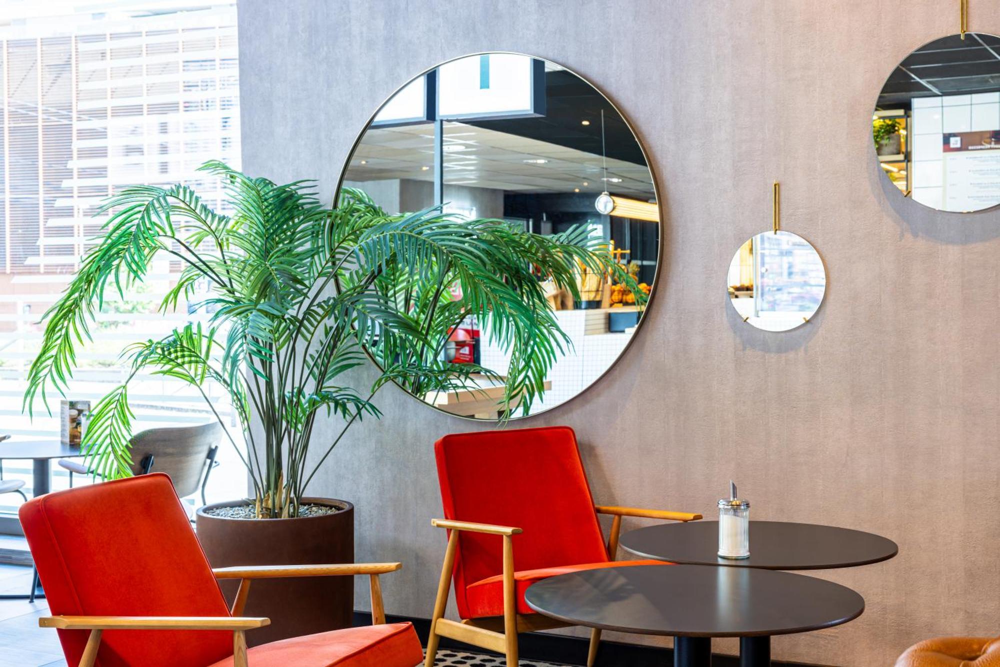 Ibis Centre Les Halles 3*