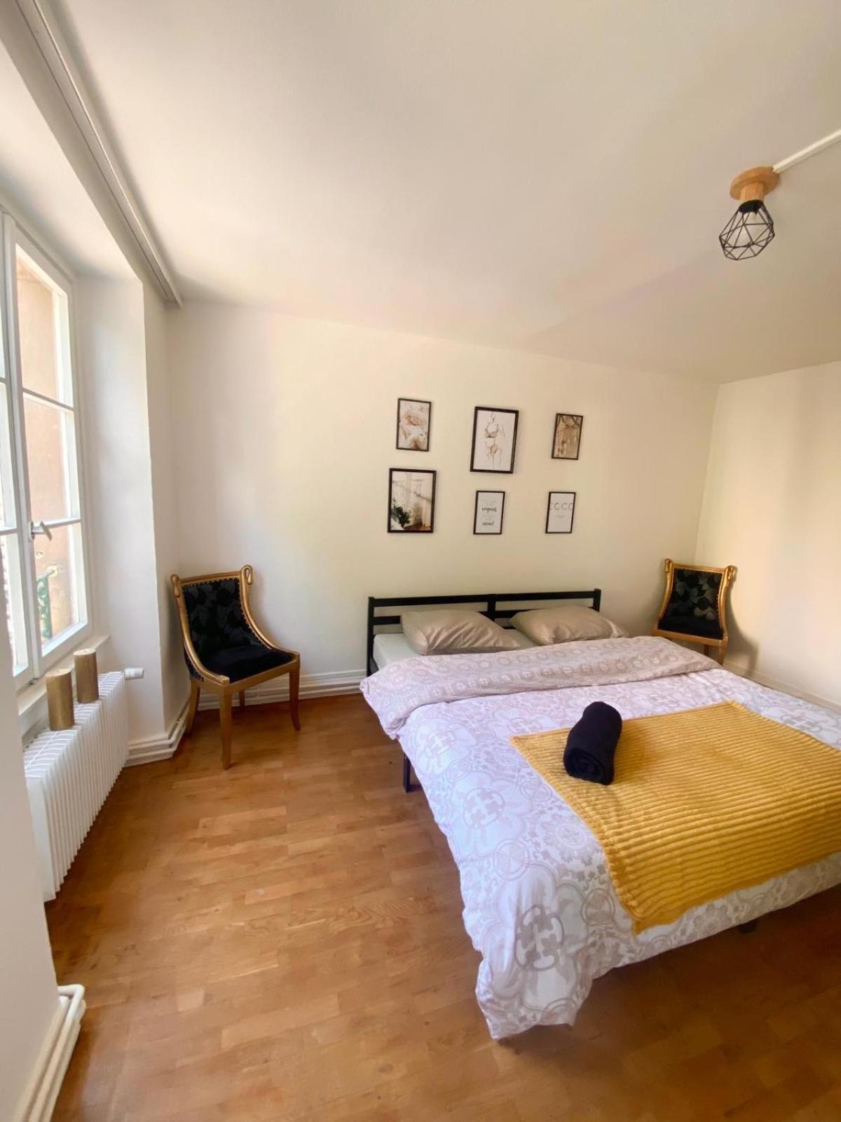 Spacieux Et Lumineux Au Coeur Du Centre Appartement *
