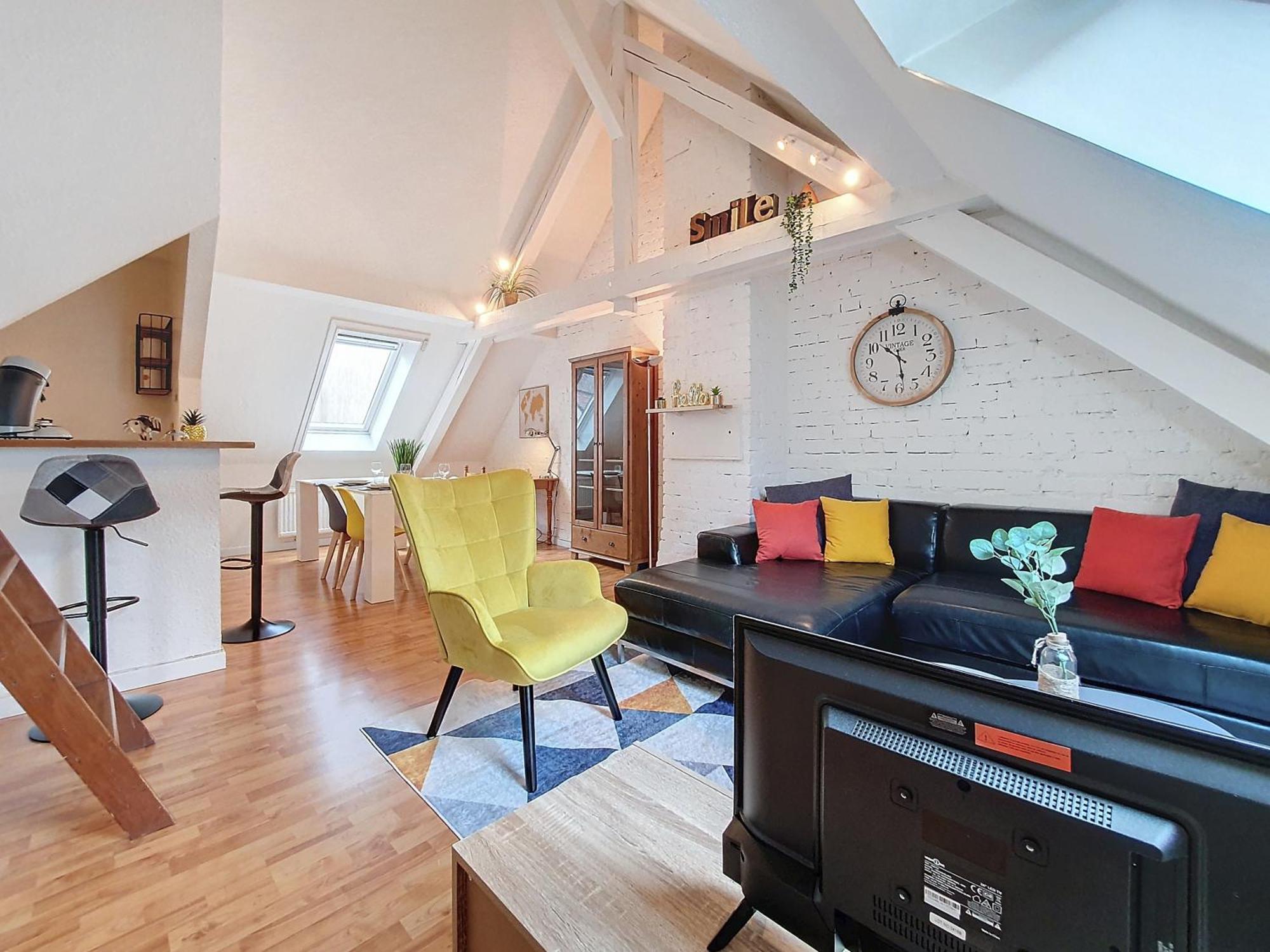 Skyward - Hypercentre - Confort - Rue Pietonne - Calme - Authentique Apartment Straßburg