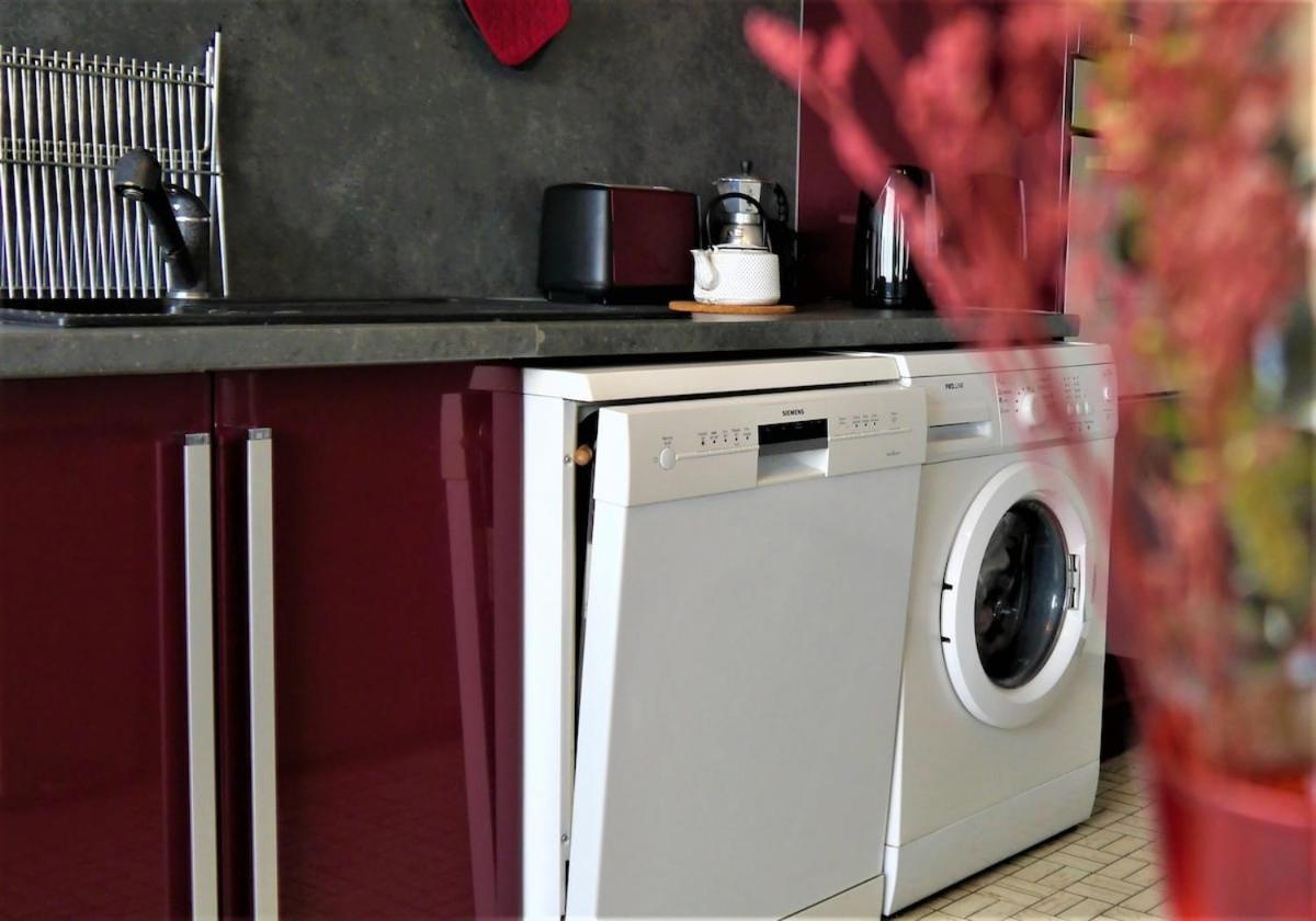 Vue Degagee, Cuisine Moderne Et Wifi