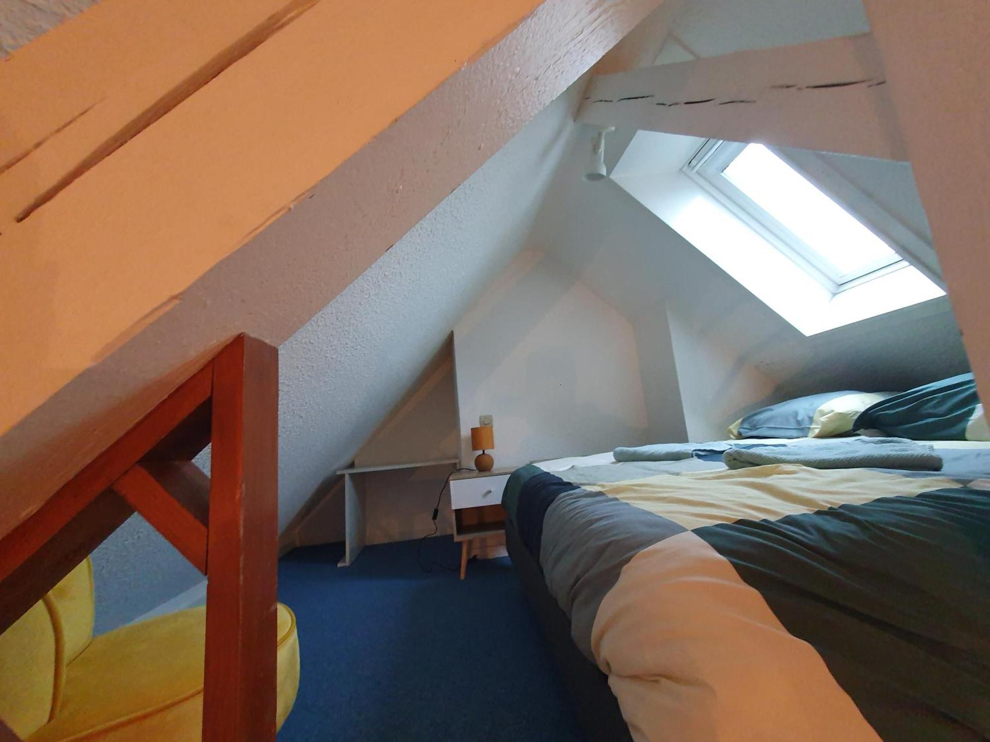 Apartment Skyward - Hypercentre - Confort - Rue Pietonne - Calme - Authentique *