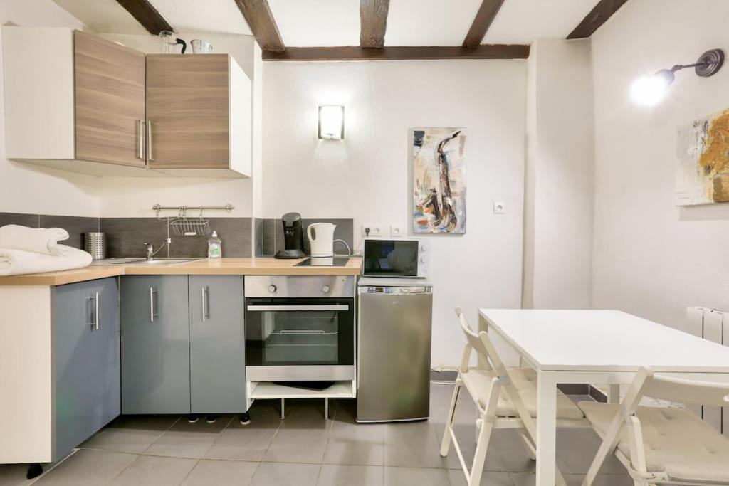 Charming Historical Center Of Apartment *