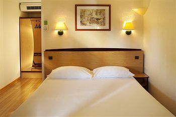 Campanile Aéroport Lingolsheim Hotel