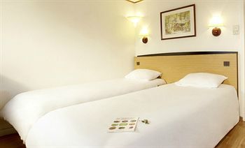 Campanile Aéroport Lingolsheim Hotel 3*