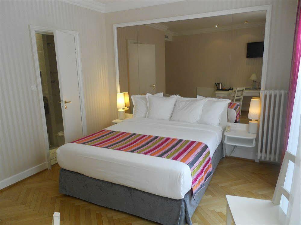 Maison Lutetia R Hotel 3*