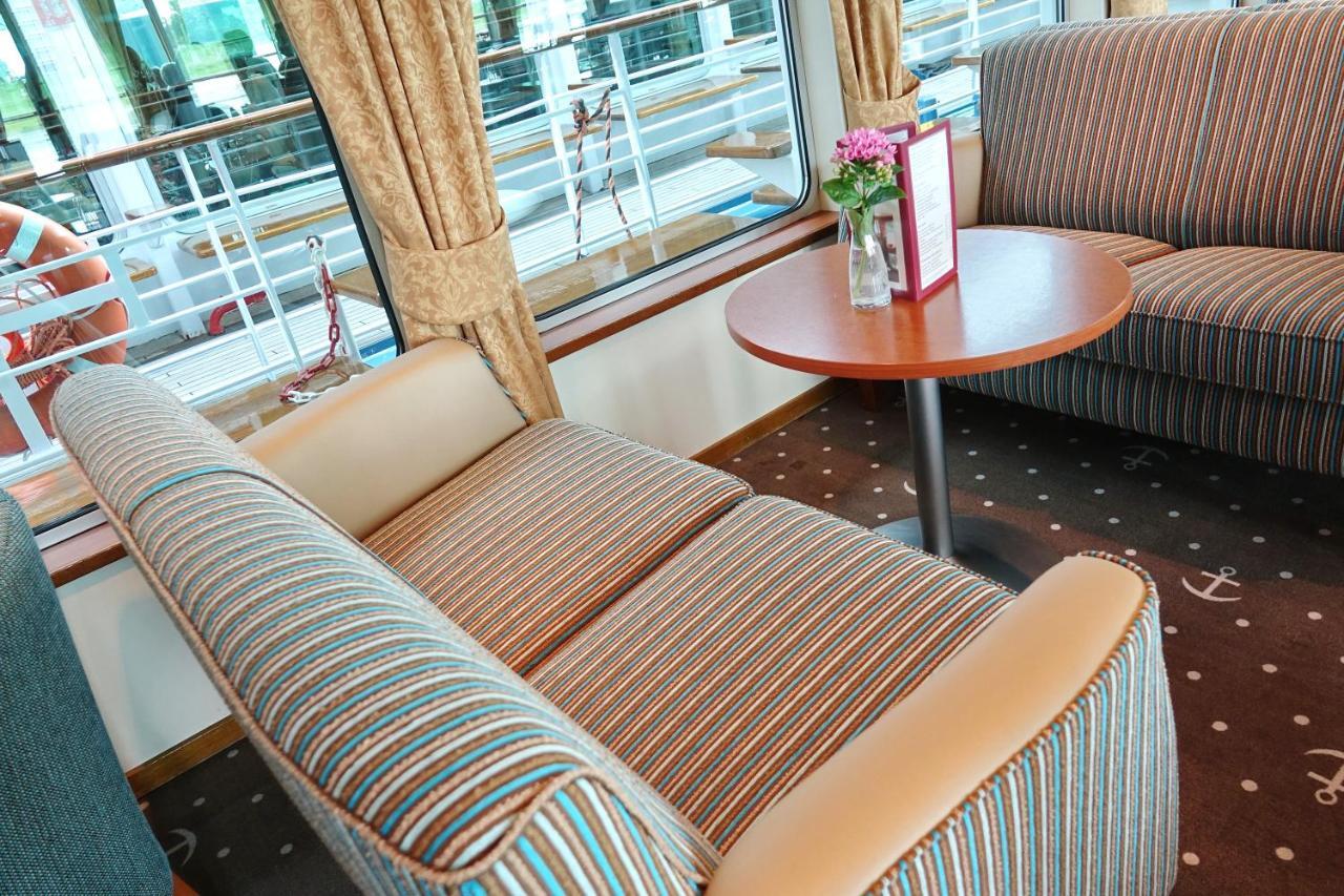 Bateau-hôtel Bateau-hotel Ms Carmen Strasbourg